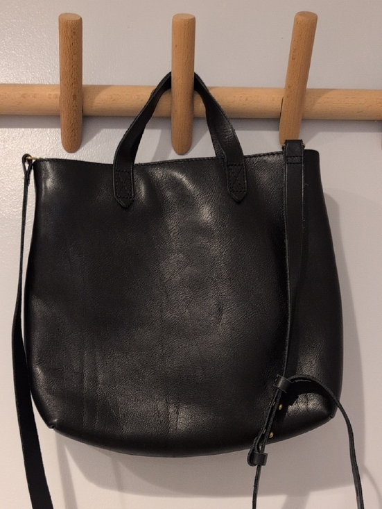 Madewell Handbags - Madewell Black Leather Zip Top Transport Crossbody Tote